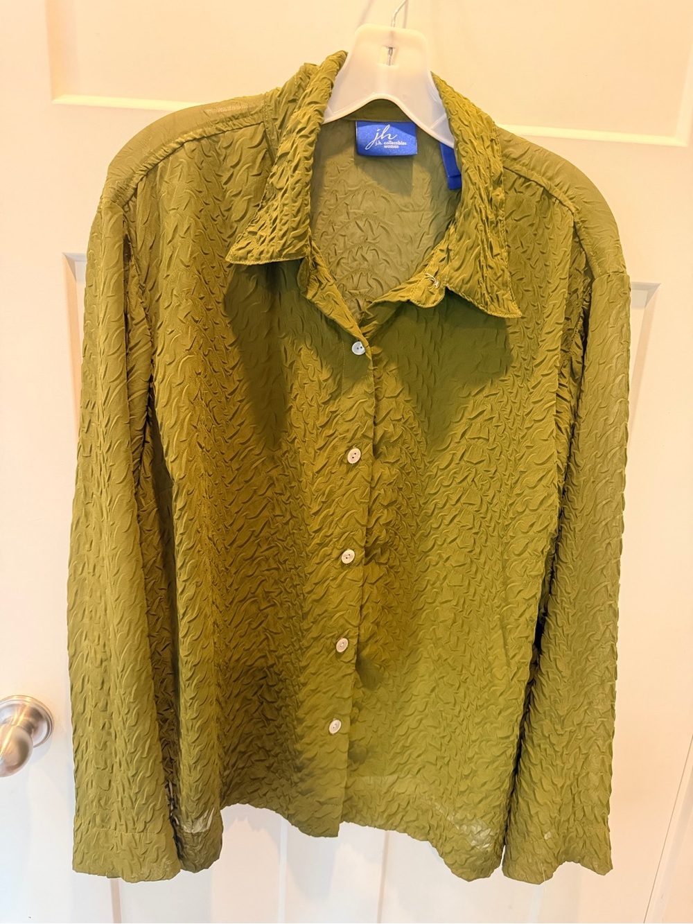 JH Collectibles Size 2 Olive Green Crinkle Textured Button Down Blouse
